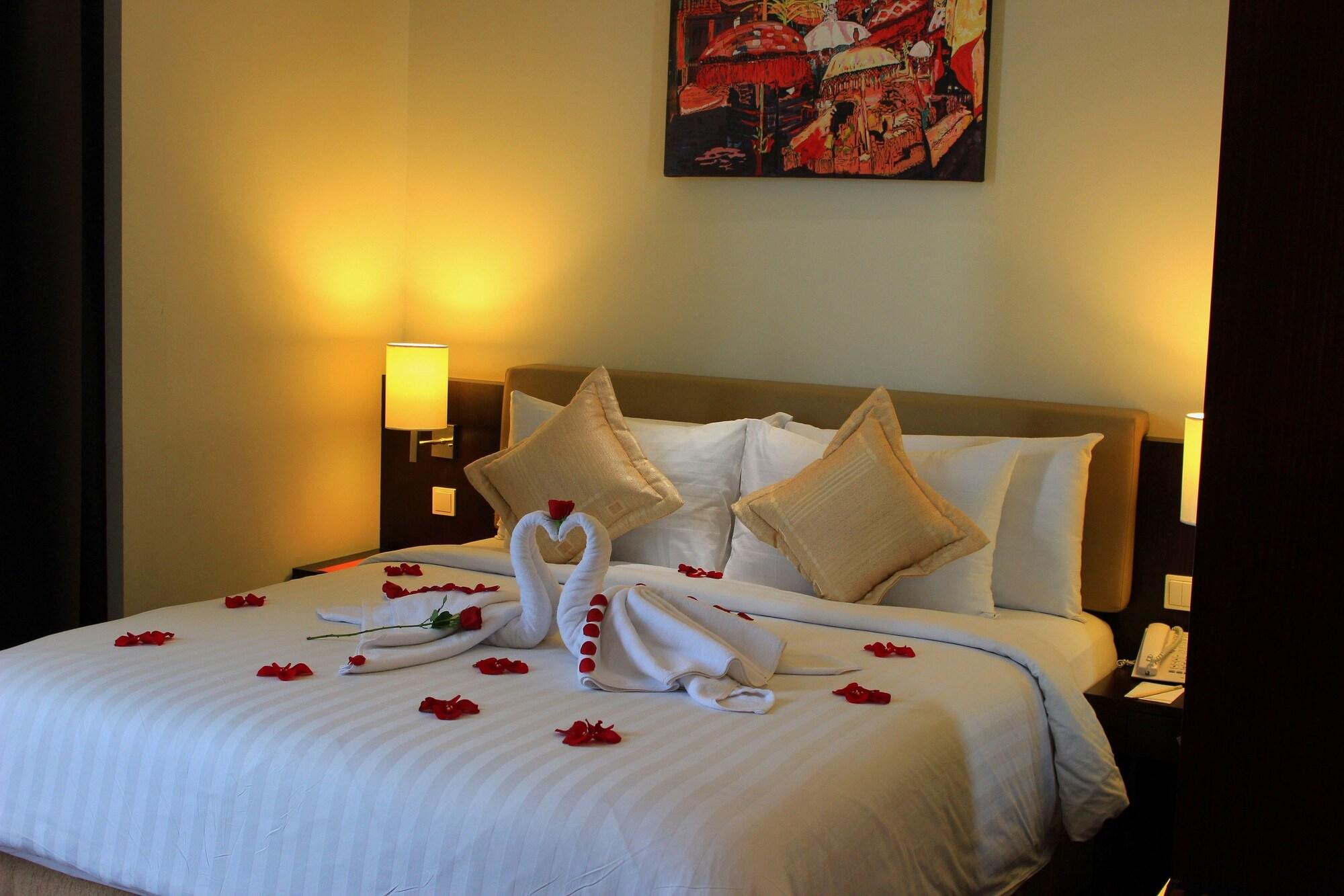 Aston Purwokerto Hotel & Conference Center Екстериор снимка
