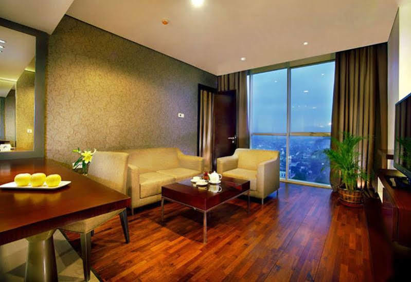 Aston Purwokerto Hotel & Conference Center Екстериор снимка